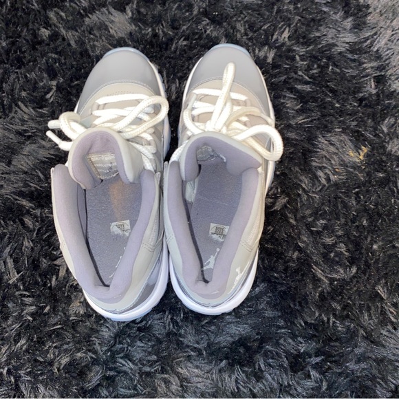 jordan 11 cool grey size 5.5 amazing condition - Picture 3 of 6